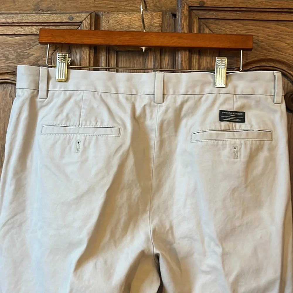 Banana Republic Chino Pants